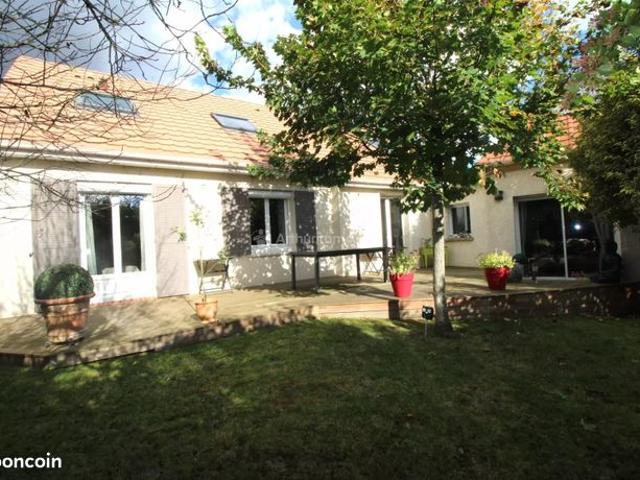 Maison 8 pièces 200 m²