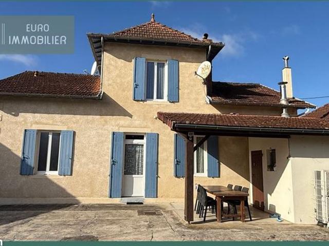 Maison 8 pièces 200 m²
