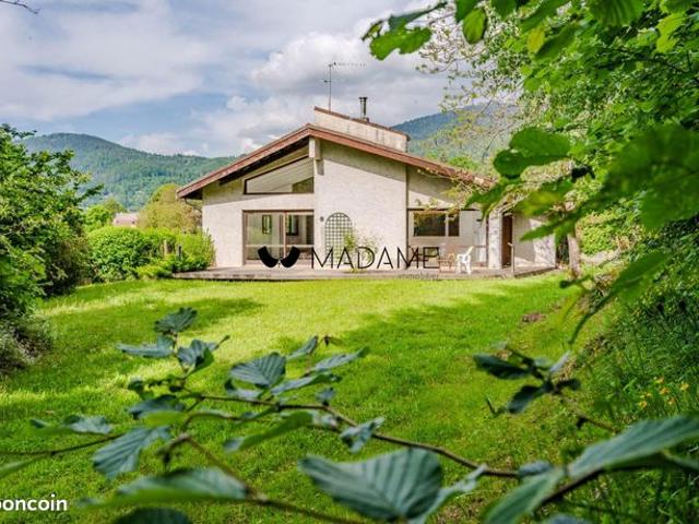Maison 8 pièces 200 m²