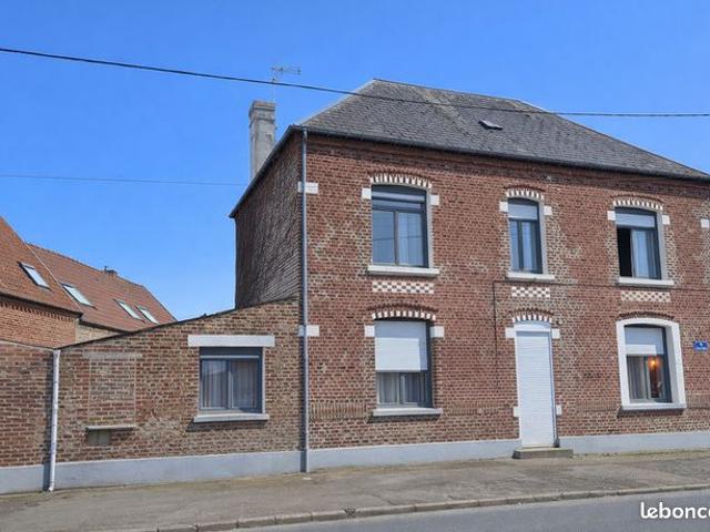Maison 8 pièces 200 m²