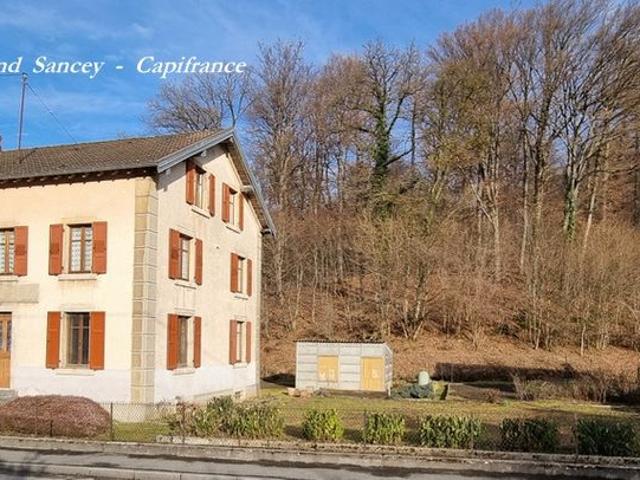 Maison 8 pièces 200 m²