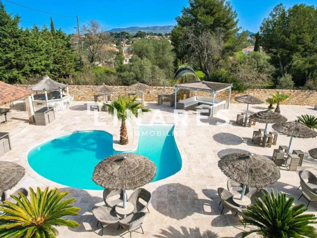 Maison 8 pièces 200 m²