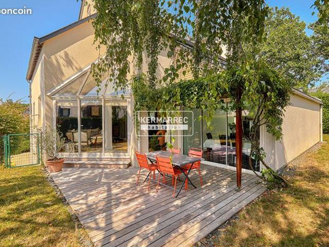 Maison 8 pièces 200 m²