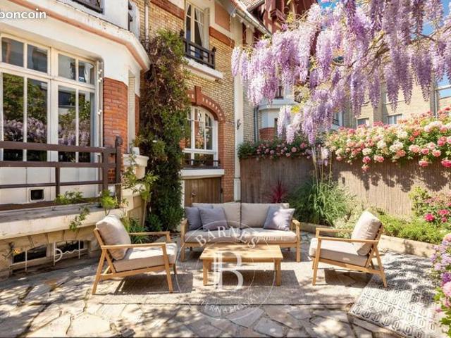 Maison 8 pièces 200 m²