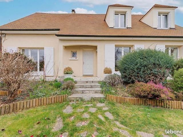 Maison 8 pièces 200 m²