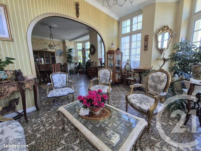 Maison 8 pièces 200 m²