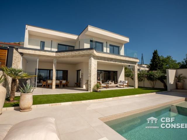 Maison 8 pièces 200 m²