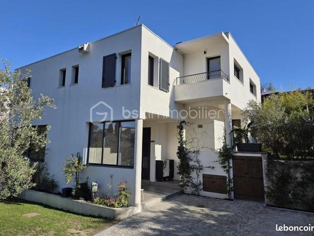 Maison 8 pièces 200 m²