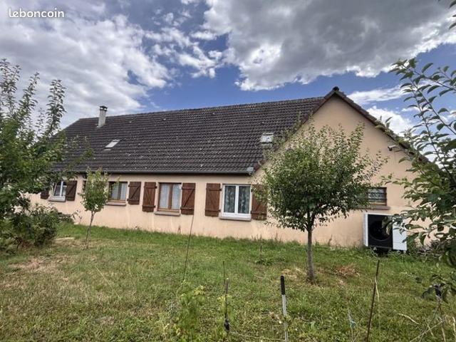 Maison 8 pièces 200 m²