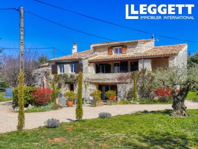 Maison 8 pièces 200 m²