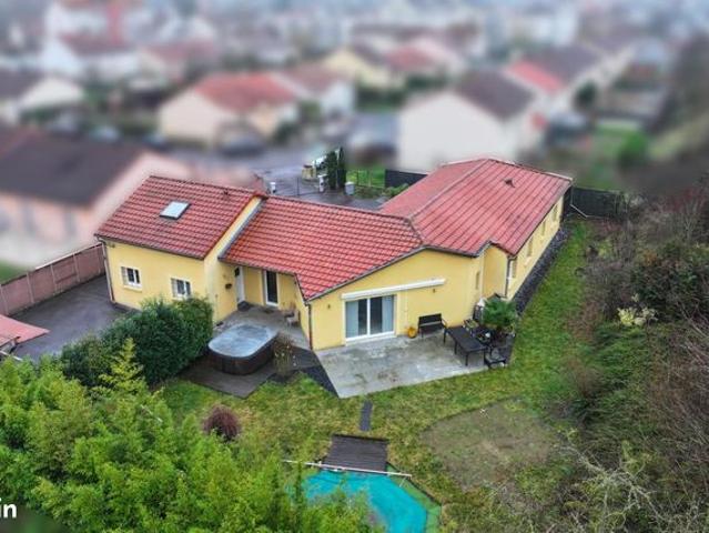 Maison 8 pièces 200 m²