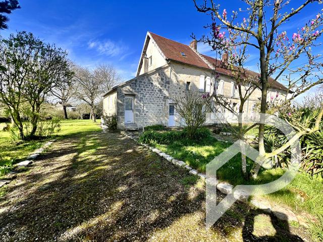 Maison 8 pièces 200 m²