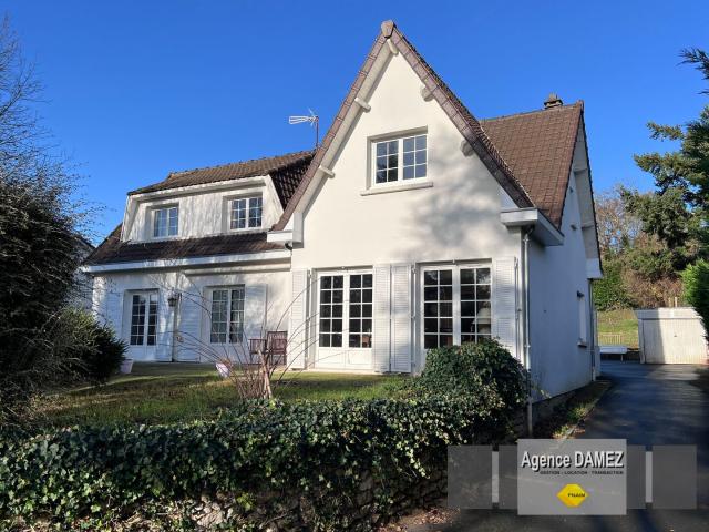 Maison 8 pièces 200 m²