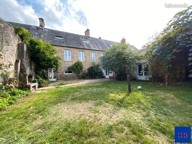 Maison 8 pièces 200 m²