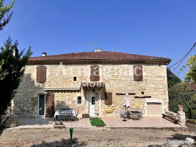 Maison 8 pièces 200 m²