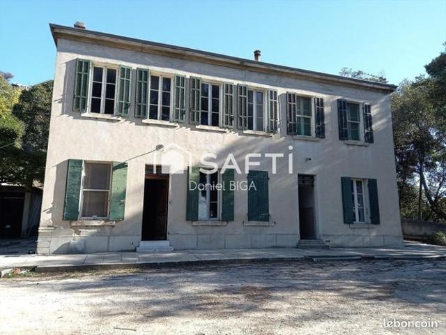 Maison 8 pièces 200 m²