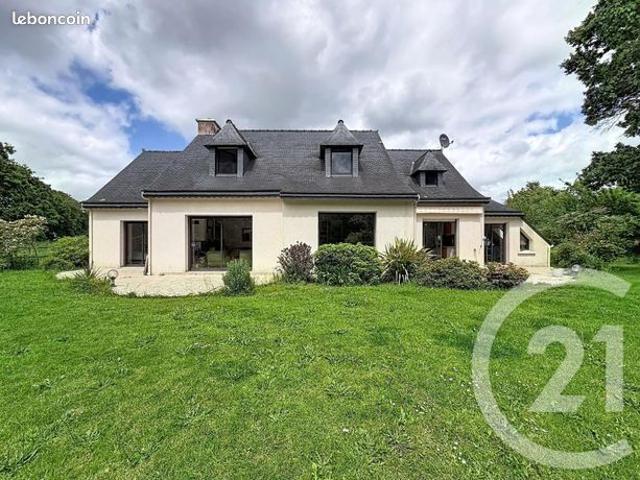 Maison 8 pièces 200 m²