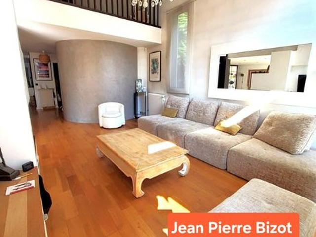 Maison 8 pièces 200 m²
