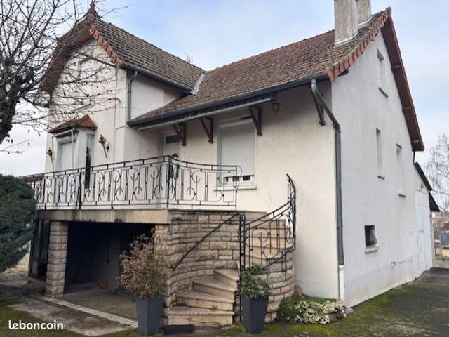 Maison 8 pièces 200 m²