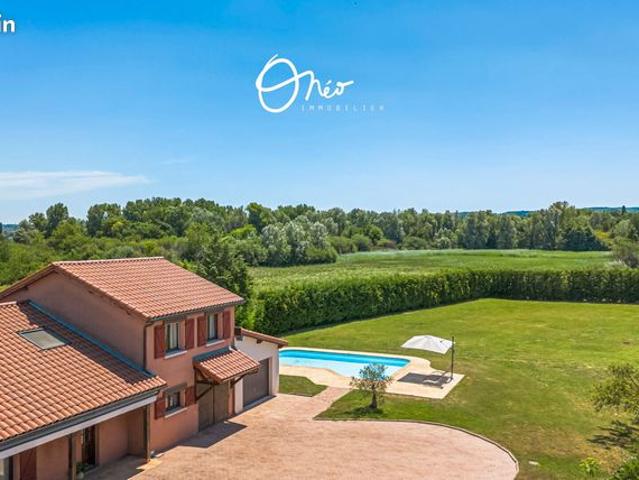 Maison 8 pièces 200 m²
