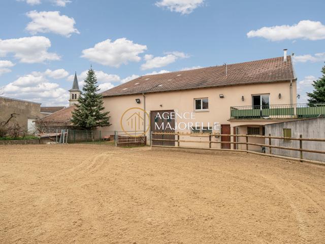 Maison 8 pièces 200 m²