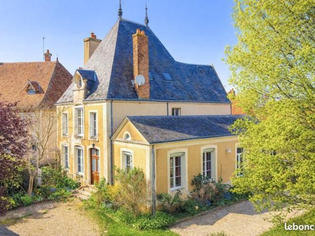 Maison 8 pièces 200 m²