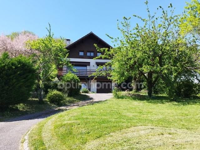 Maison 8 pièces 200 m²
