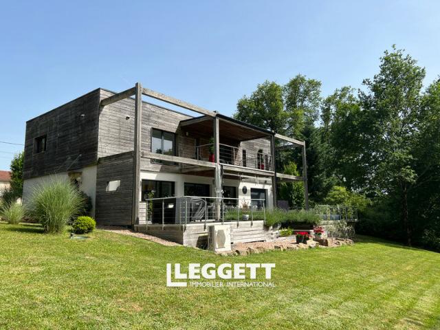Maison 8 pièces 200 m²