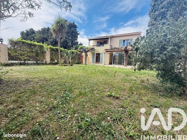 Maison 8 pièces 200 m²
