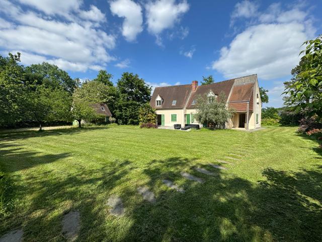 Maison 8 pièces 201 m²