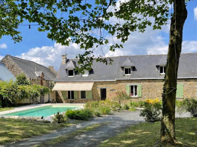 Maison 8 pièces 201 m²