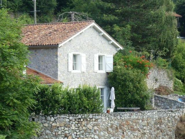 Maison 8 pièces 201 m²