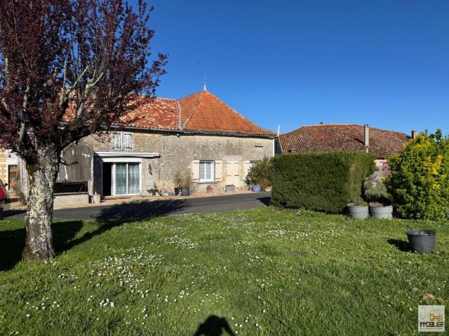 Maison 8 pièces 201 m²