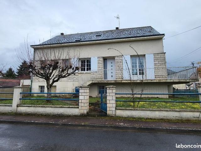 Maison 8 pièces 201 m²