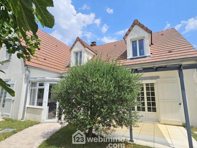 Maison 8 pièces 201 m²