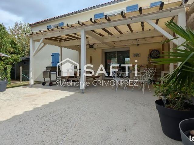 Maison 8 pièces 201 m²