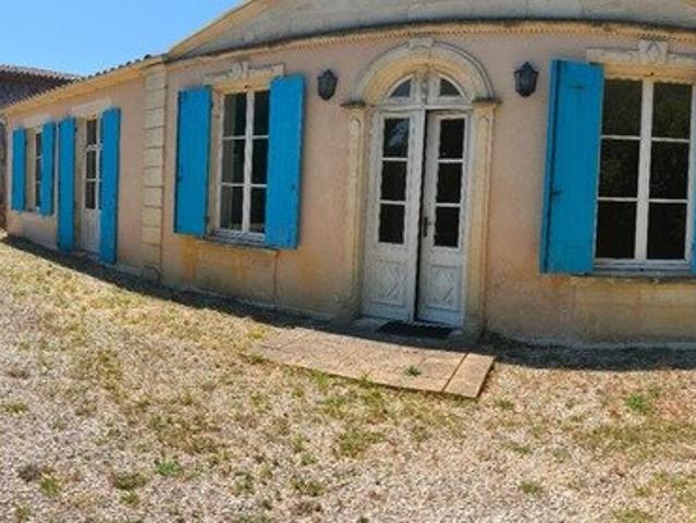Maison 8 pièces 202 m²