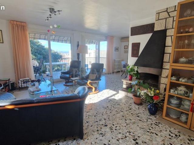 Maison 8 pièces 202 m²