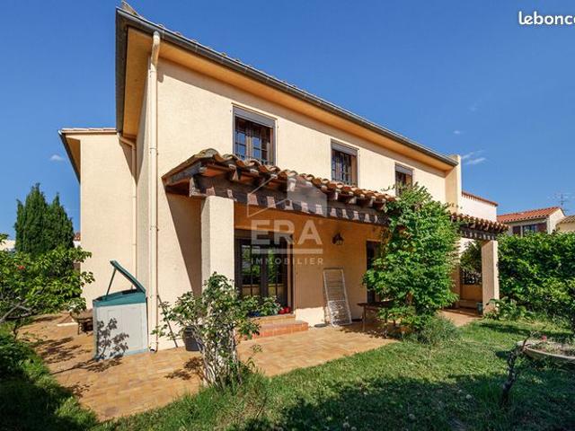 Maison 8 pièces 202 m²