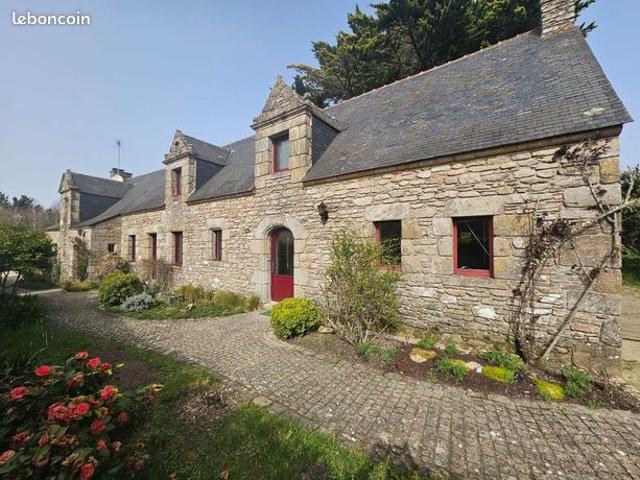 Maison 8 pièces 202 m²