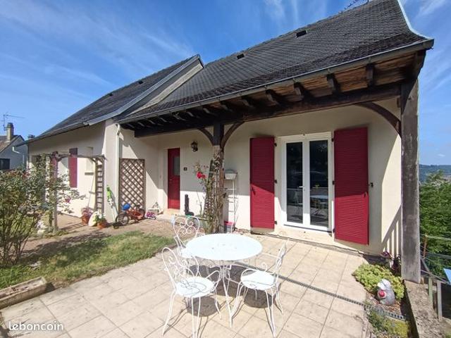 Maison 8 pièces 202 m²