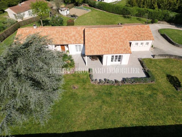 Maison 8 pièces 202 m²