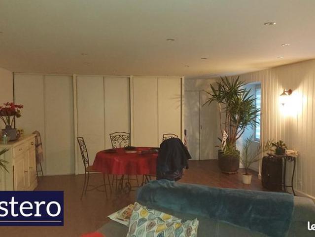 Maison 8 pièces 202 m²