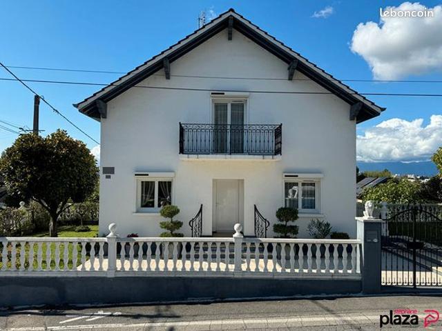Maison 8 pièces 202 m²