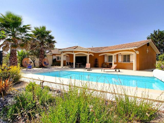 Maison 8 pièces 202 m²