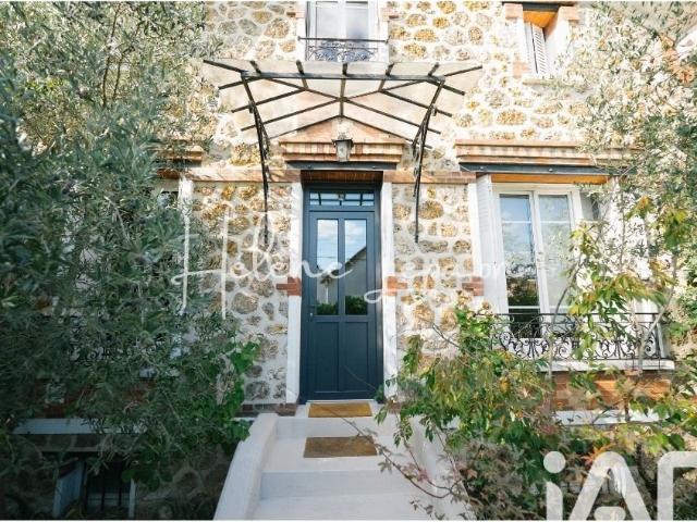 Maison 8 pièces 203 m²