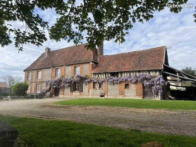 Maison 8 pièces 203 m²