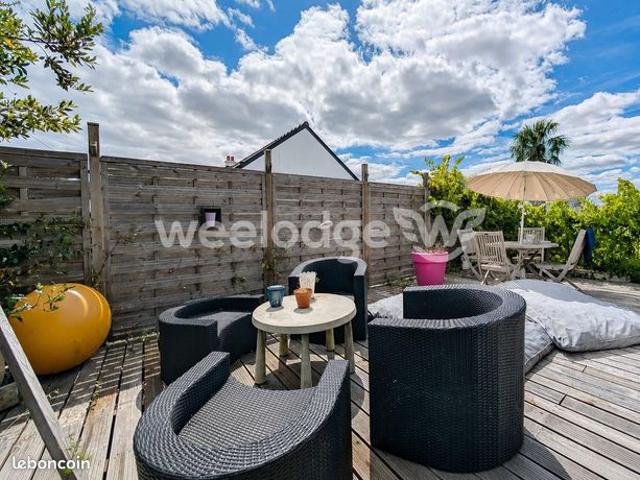 Maison 8 pièces 203 m²
