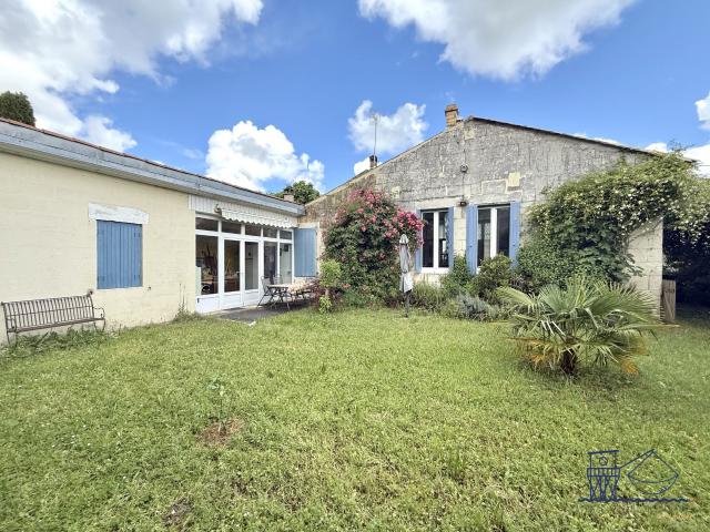 Maison 8 pièces 203 m²