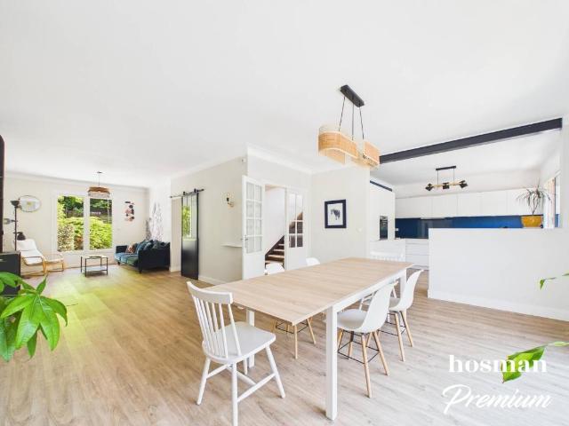 Maison 8 pièces 203 m²